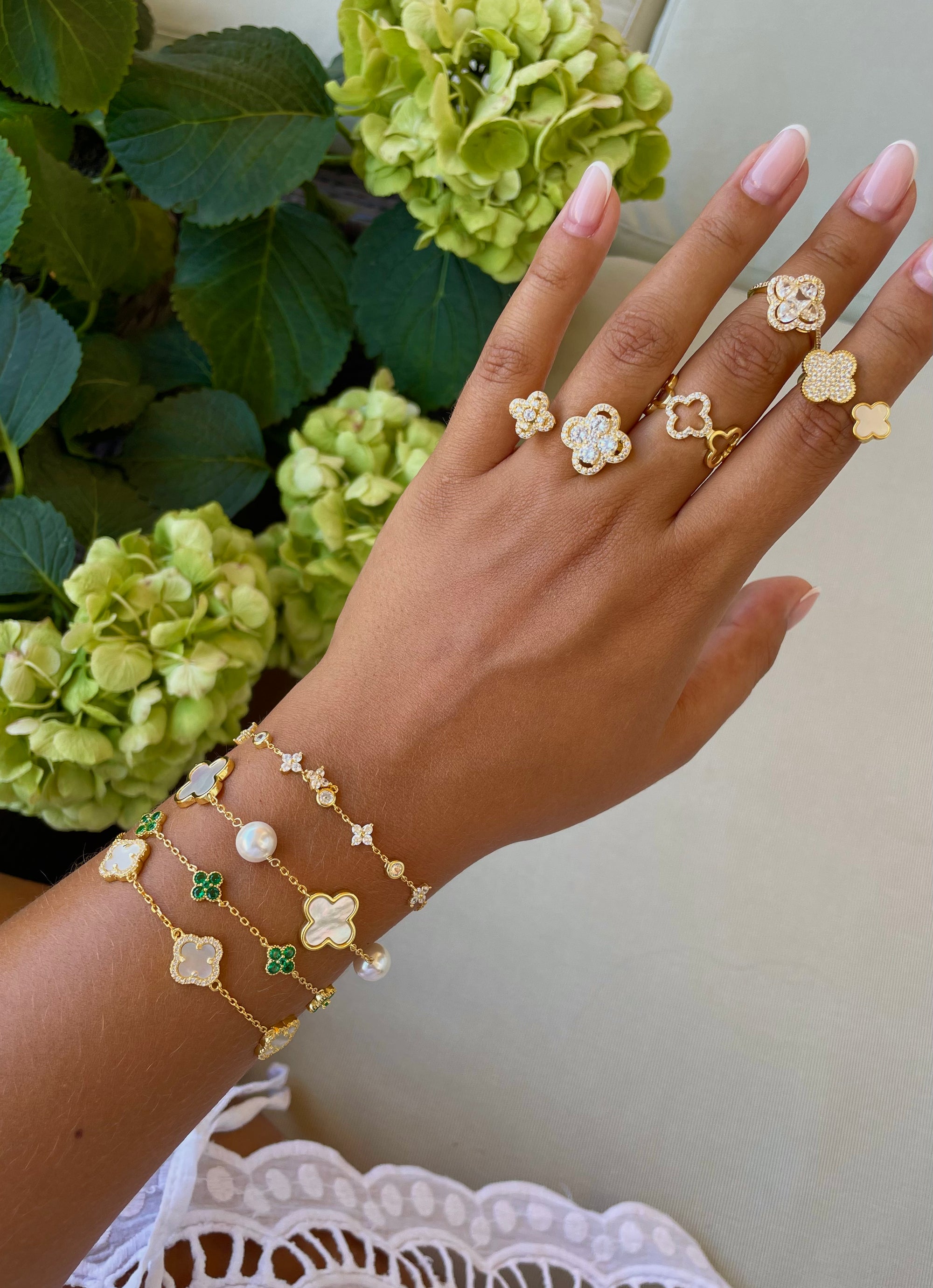 Infinity Clover Ring